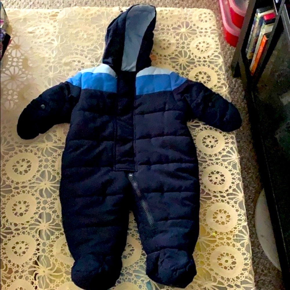 Faded Glory Winter Outfit Pre Owned 0-3 months